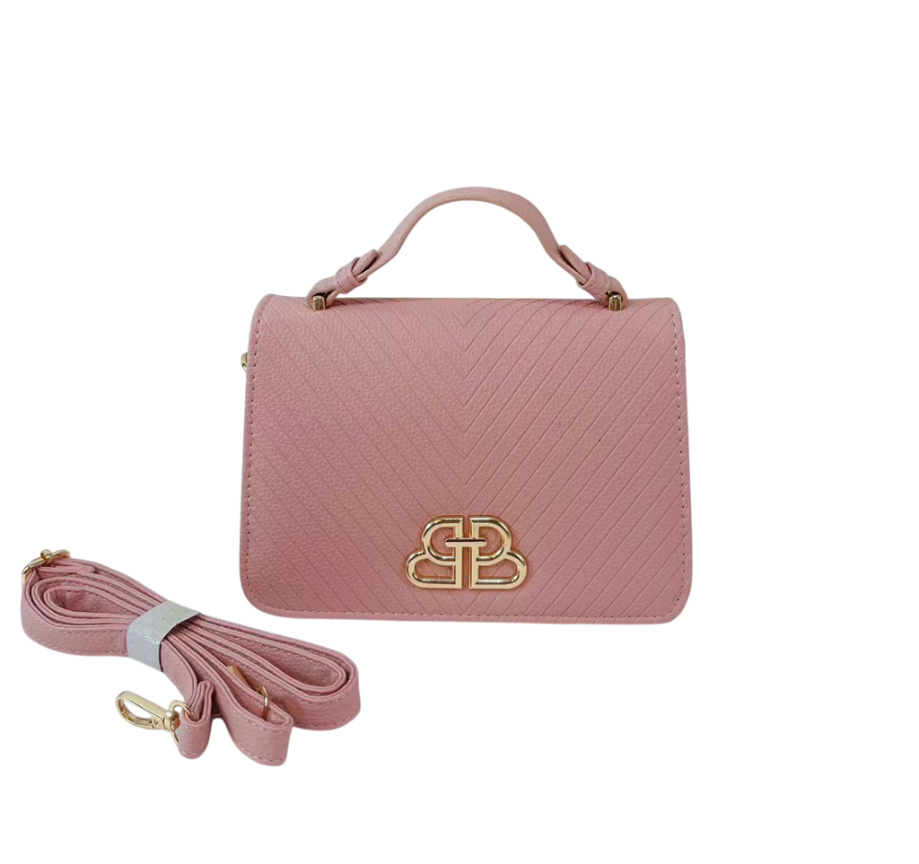Elegant Leather Crossbody with Secure Magnetic Flap